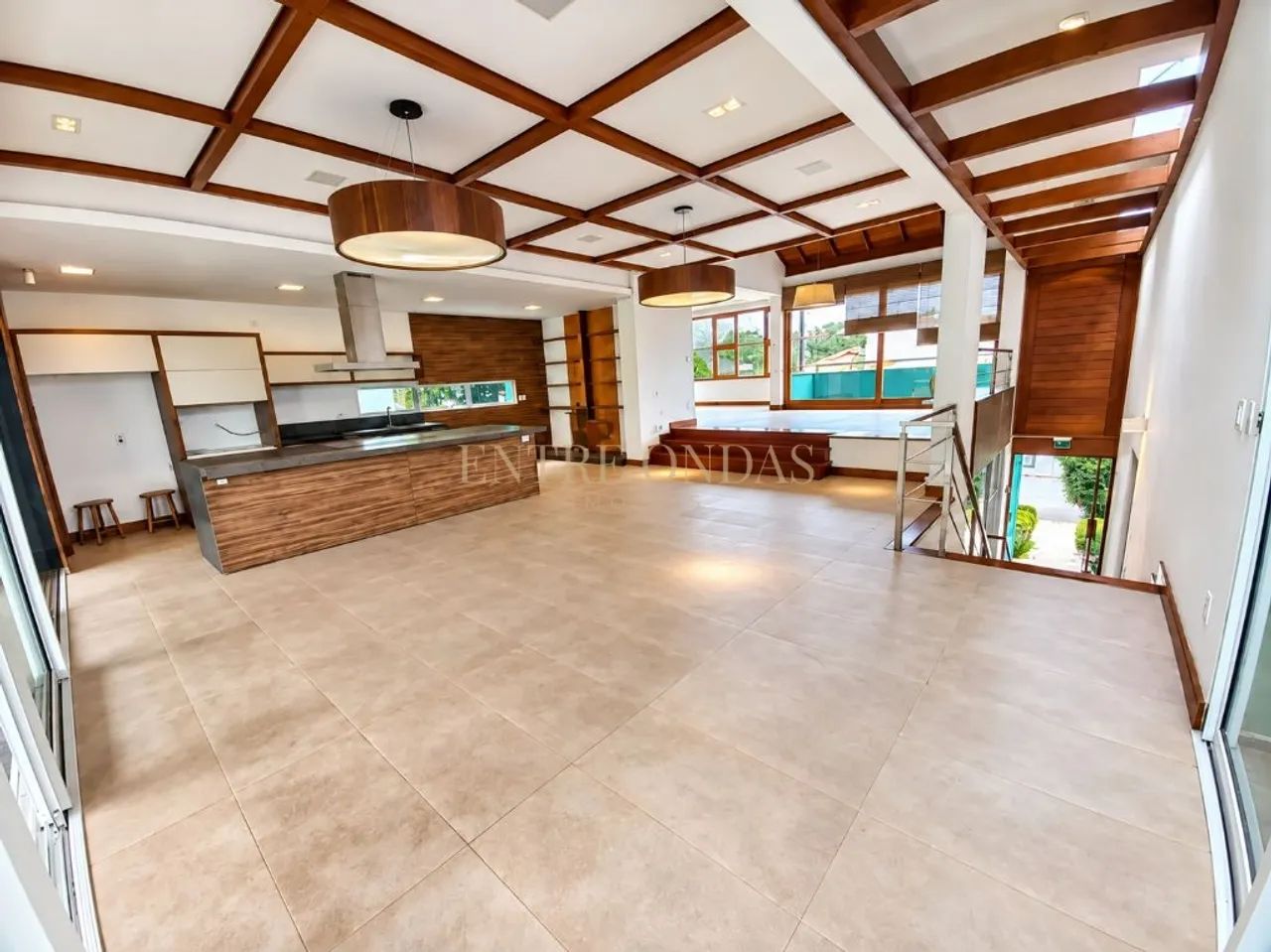 Casa com 5 quartos no bairro João Paulo, Florianópolis. - Foto 4