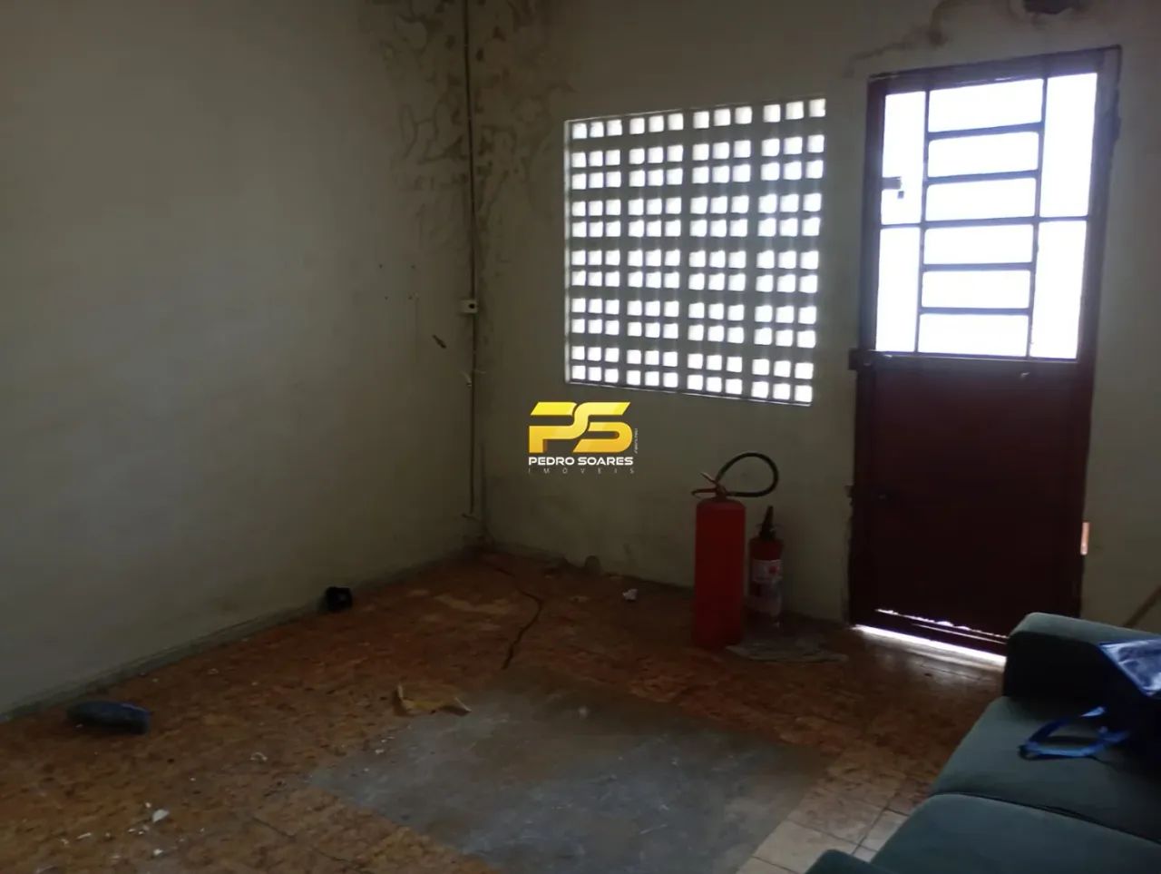 CASA COM 4 QUARTOS E GARAGEM PARA 4 CARROS NA TORRE/EXPEDICIONÁRIOS REF: 27 - Foto 2