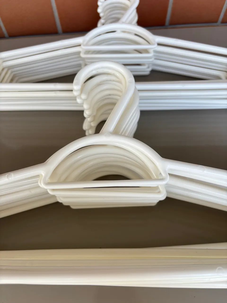 25 Cabides branco  - Foto 2