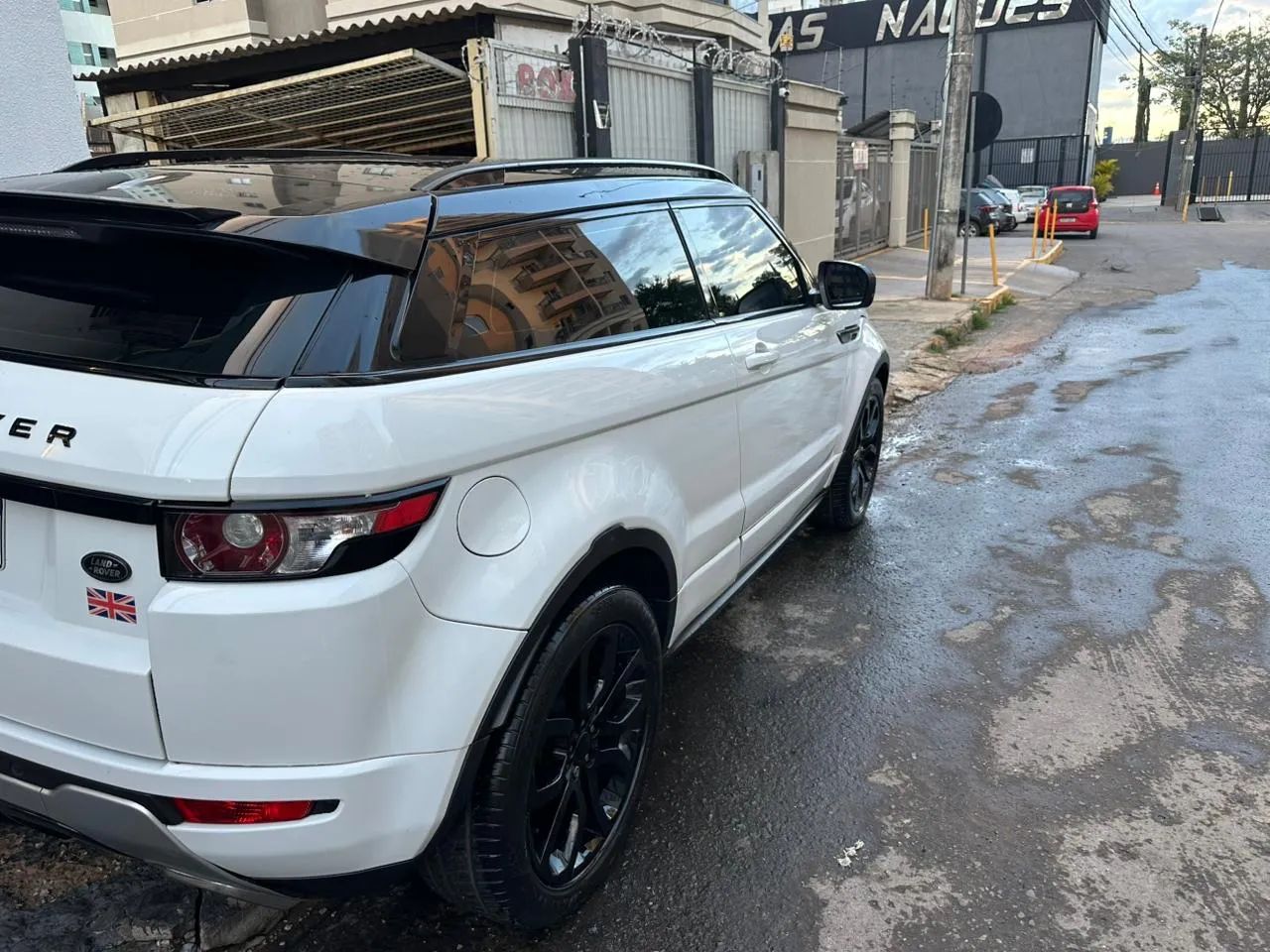 Land Rover Range Rover Evoque Dynamic Tech 2.0 AUT 3P 2012 - Foto 2