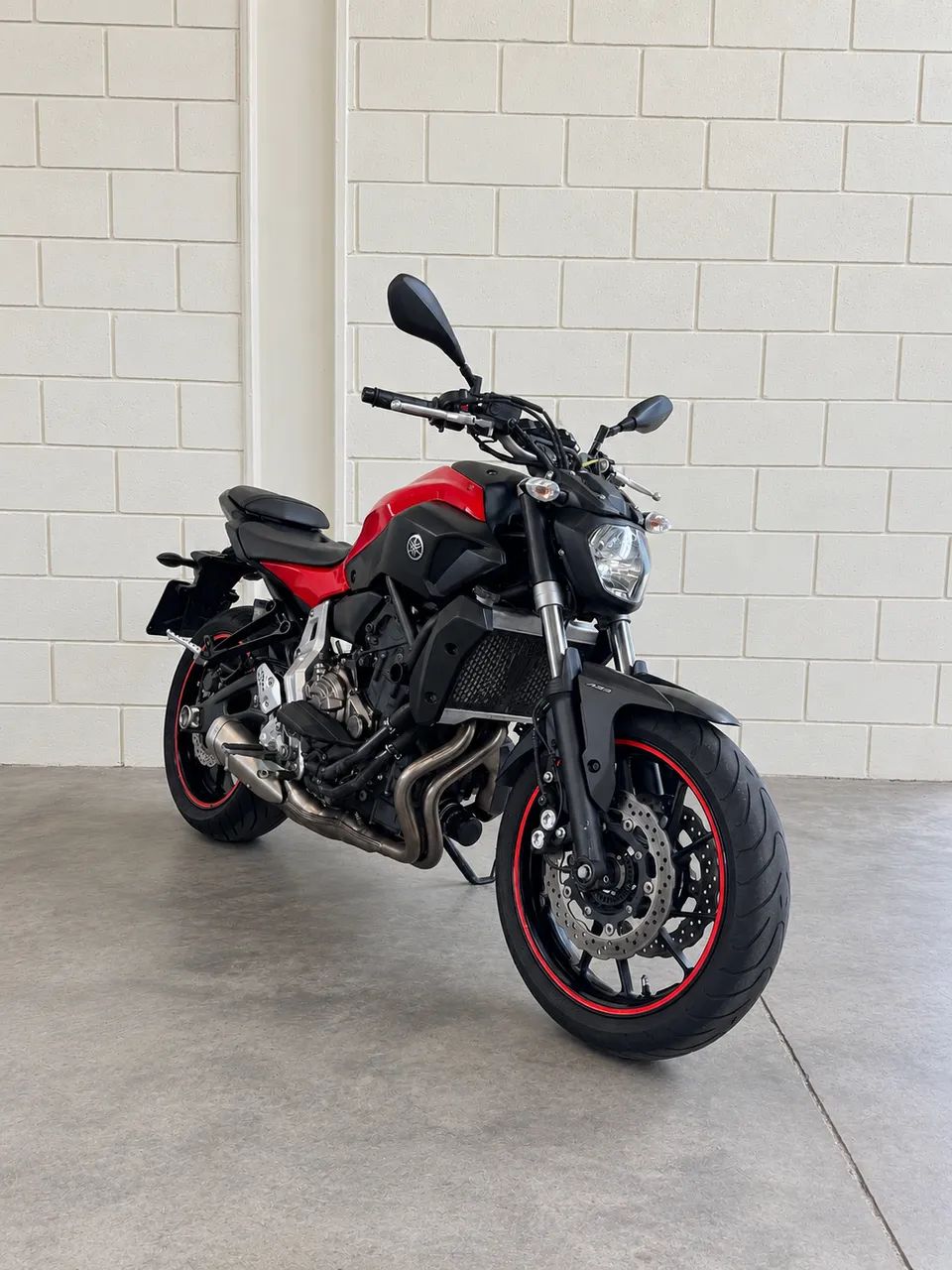 Yamaha MT-07 700 cc 