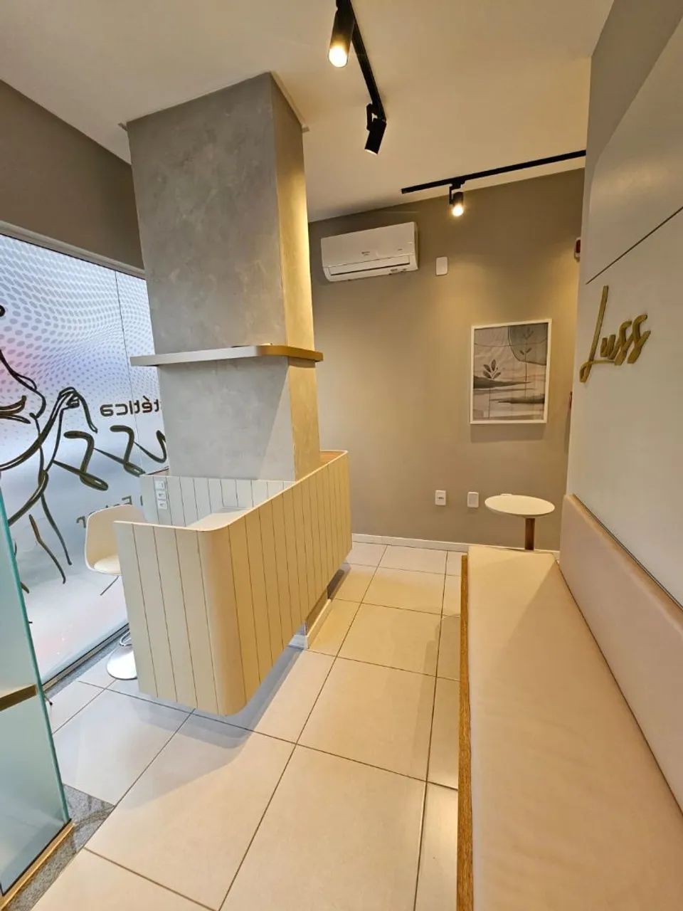 Vendo sala comercial no centro de tubarão -sc - Foto 2