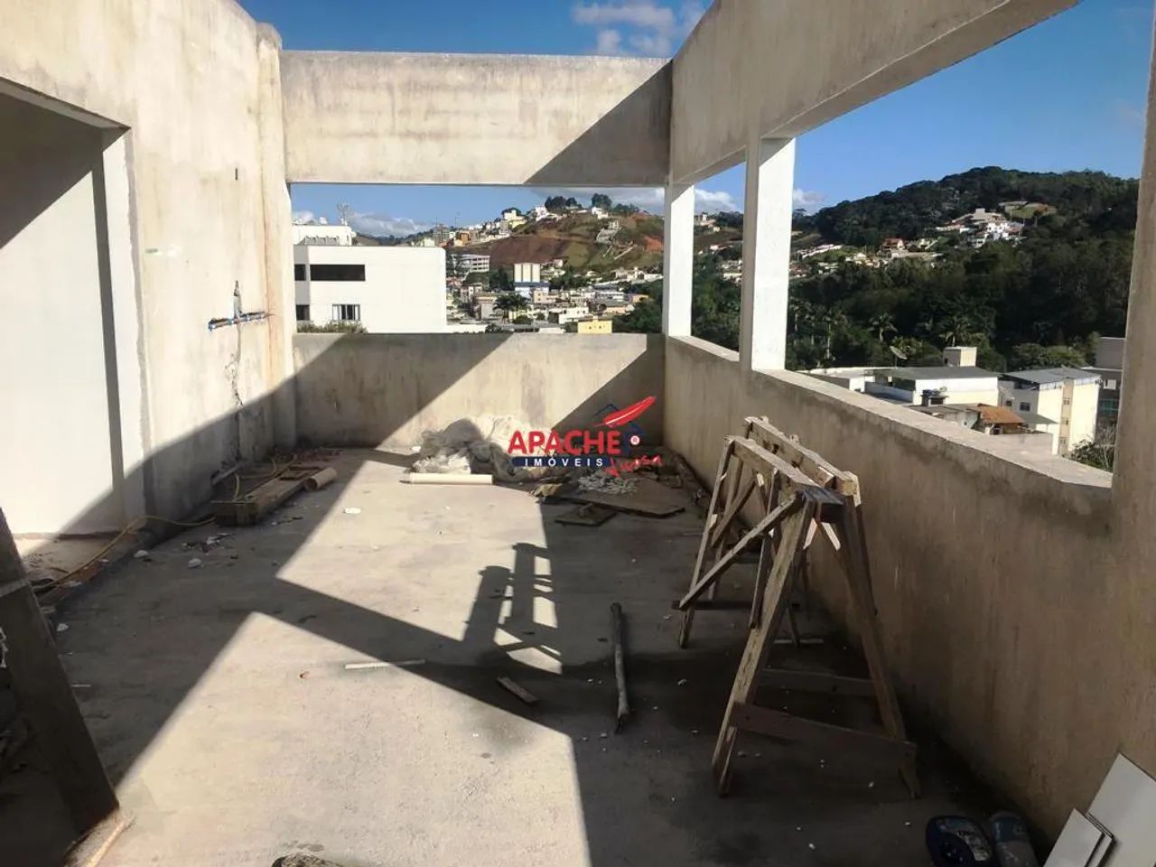 Excelente cobertura duplex, com 4 dormitórios sendo 2 suítes,e área gourmet - Foto 3