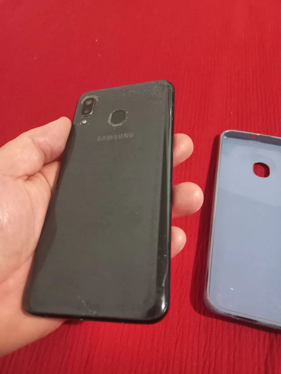Samsung Galaxy A20 - Foto 2