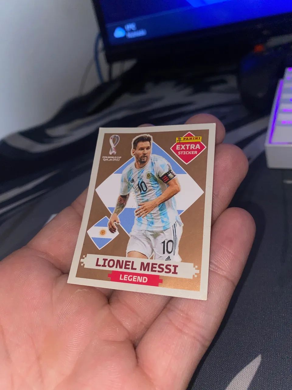 Figurinha Extra Sticker Messi Bronze + Prata Panini Copa 2022 e 2026 - Foto 3
