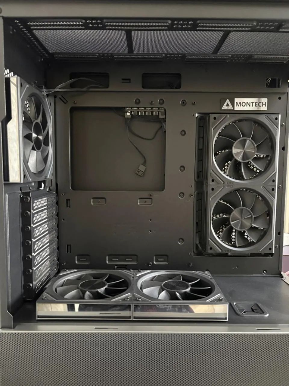 Gabinete Gamer Mid Tower Montech Sky Two, Vidro Temperado, com 5 Fans ARGB