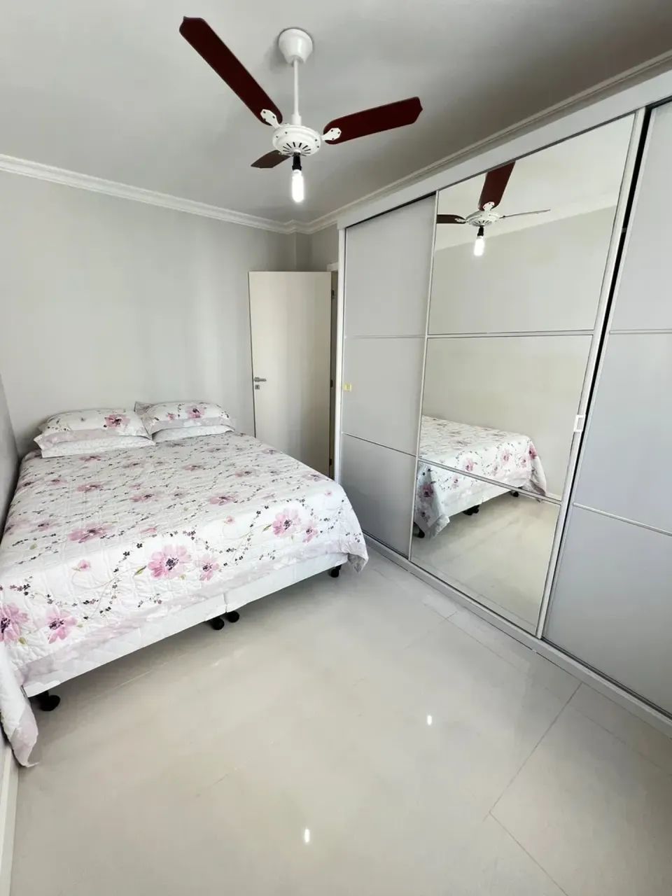Aluguel anual // 02 dorm. // garagem // mobiliado // quadra mar - Foto 10