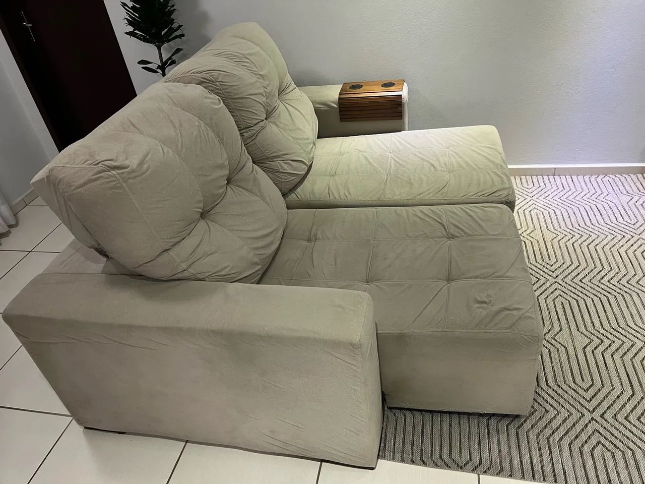 Sofá retrátil e reclinávei de 1,90m - Foto 2