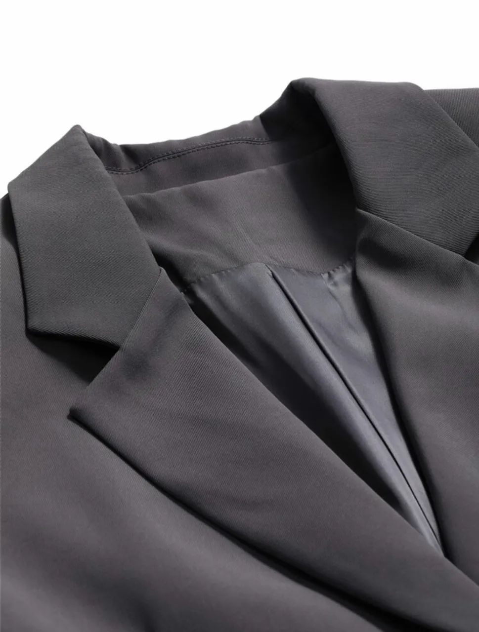 Blazer com forro e ombreiras NOVO - Foto 2