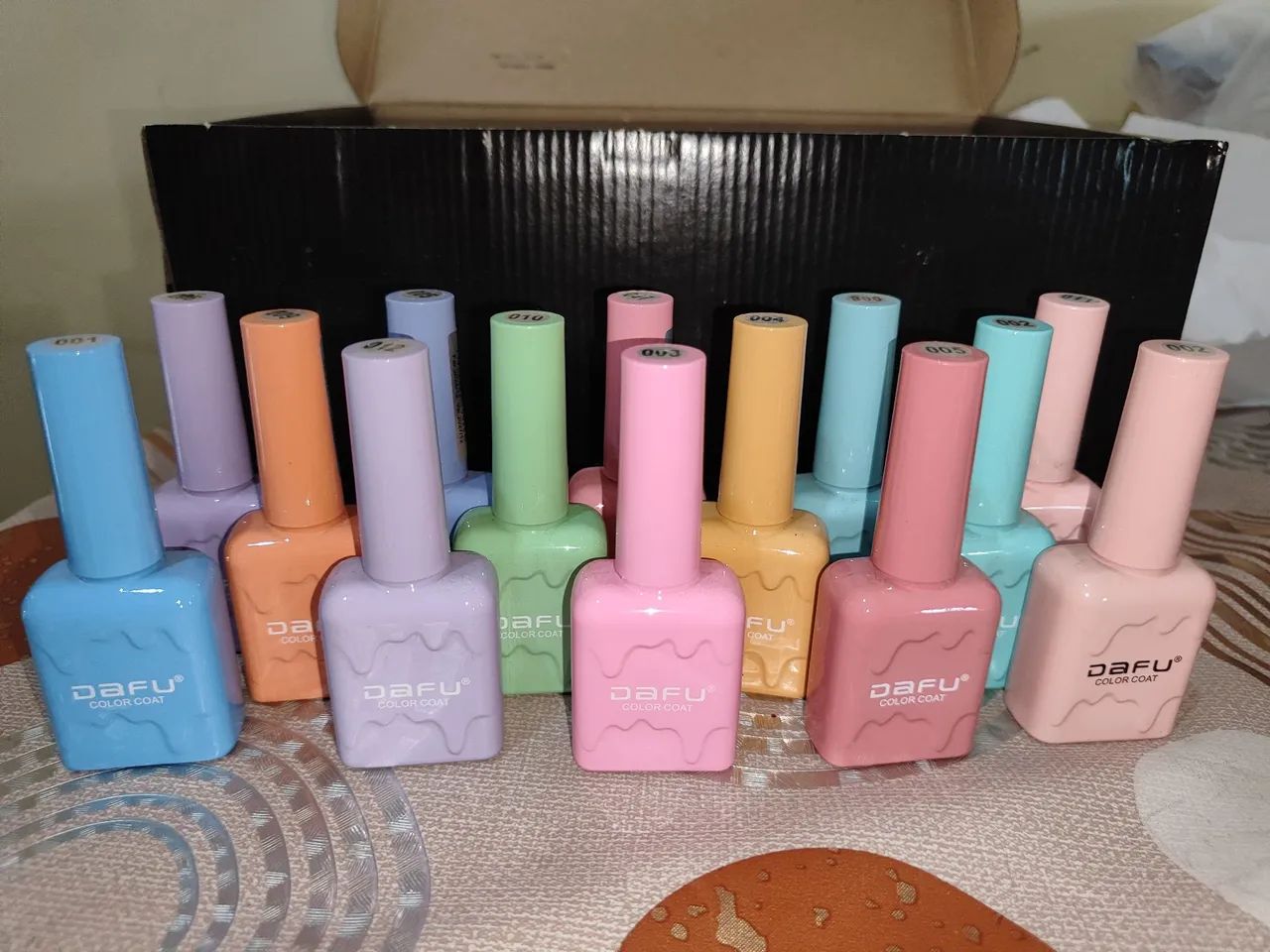 Esmalte em gel da Dafu, 14 esmalte e 13 cores