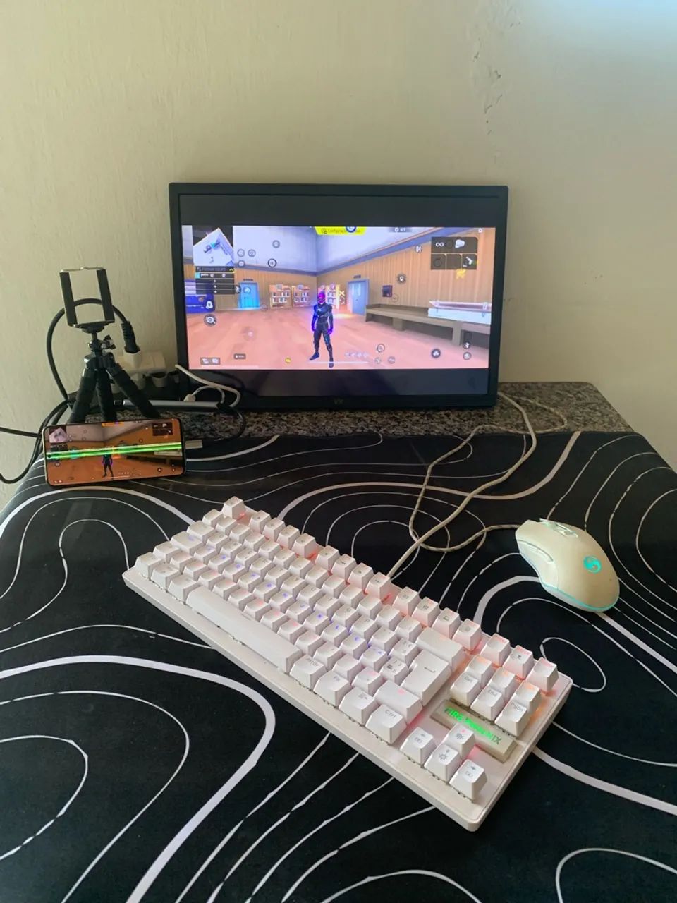 kit completo, Monitor 21 polegadas, mouse e teclado, acompanha hub e mouse pad!