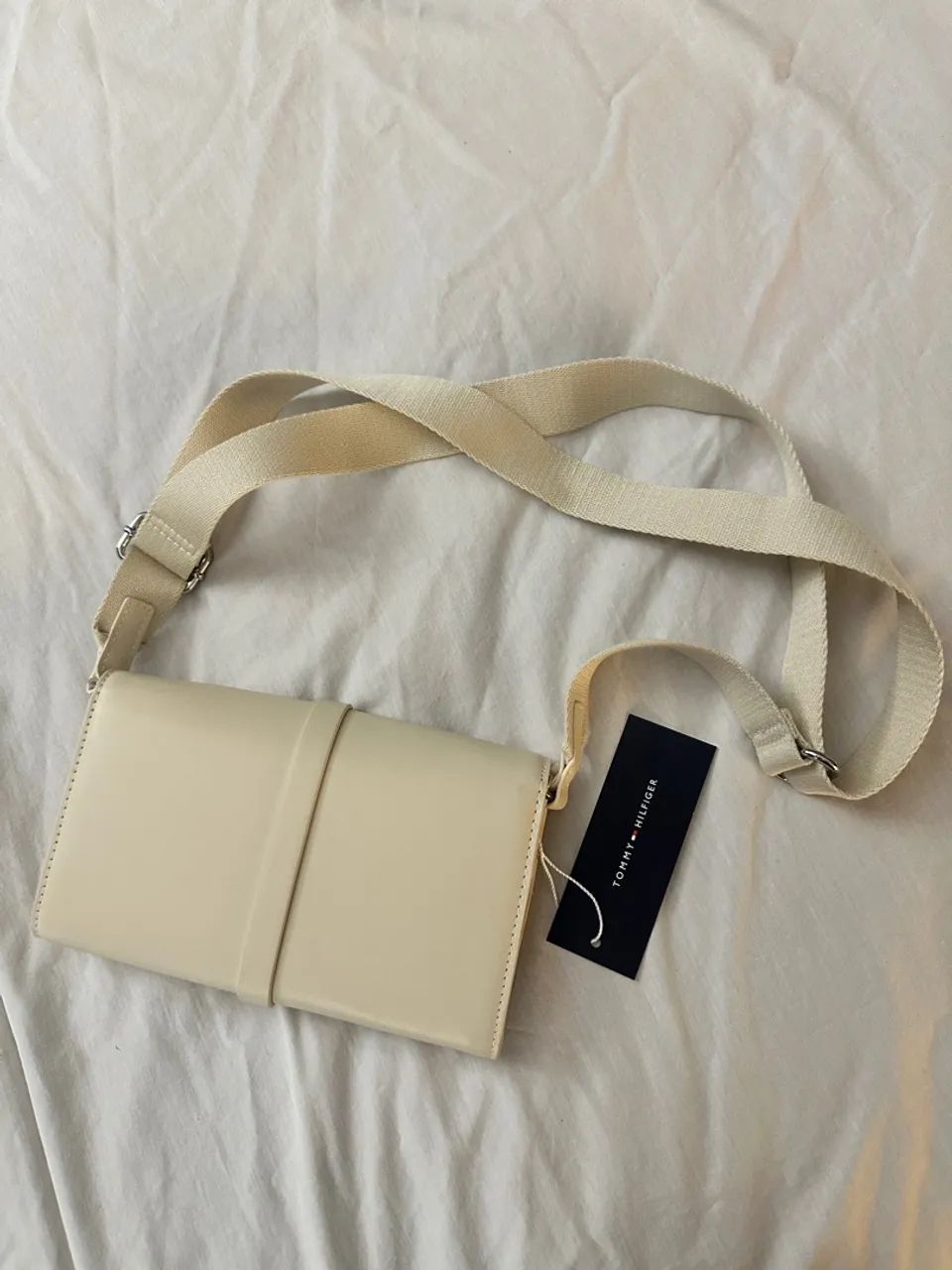 Bolsa Tommy Hilfiger Nova - Foto 2