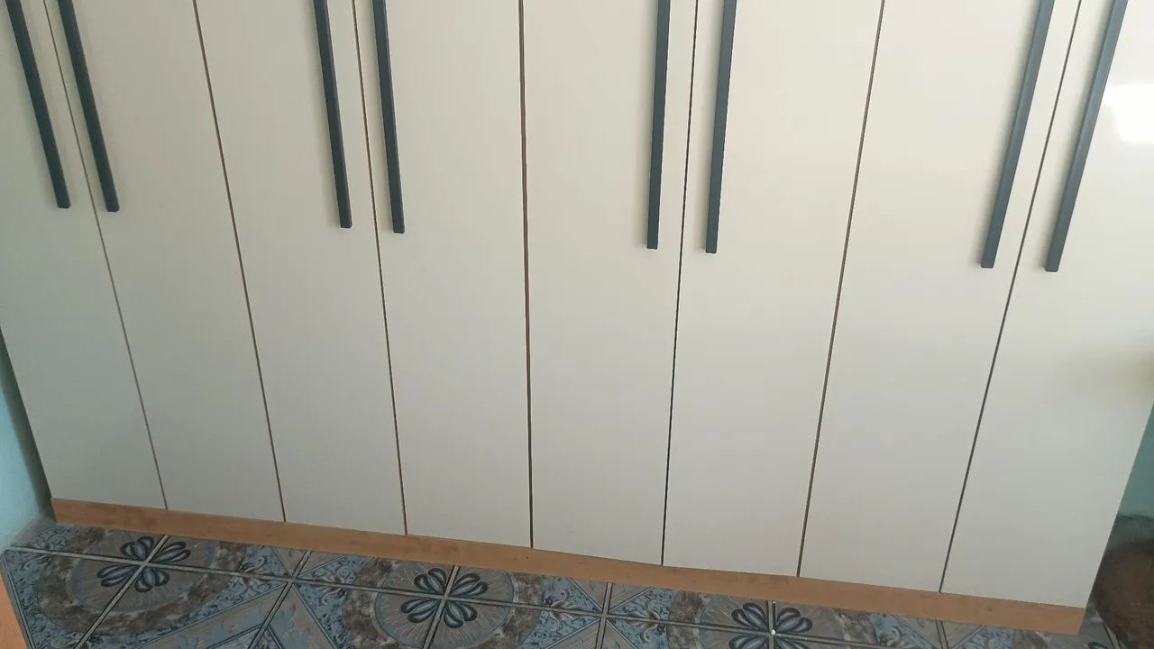 Guarda roupa 8 Portas  - Foto 3