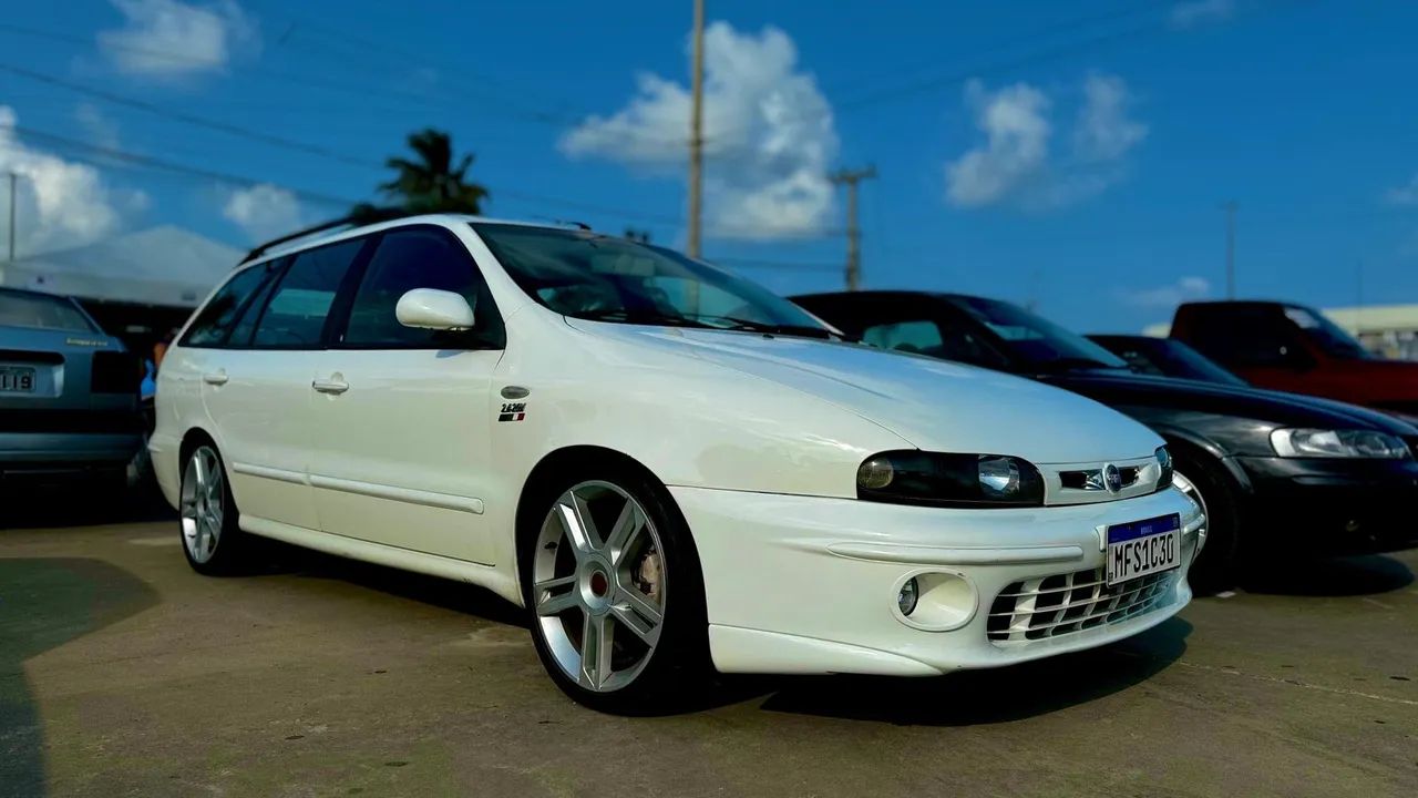 Fiat Marea Weekend HLX 2.4 MPI 20V 4P Aut. 2002