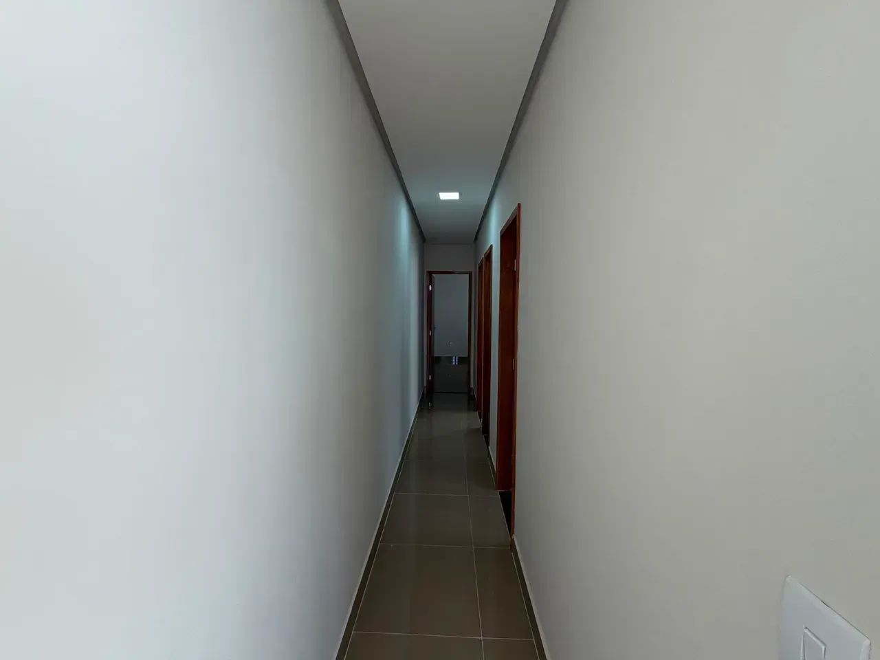 AFM - Casa de 3 quartos com Documento Grátis! - Foto 5