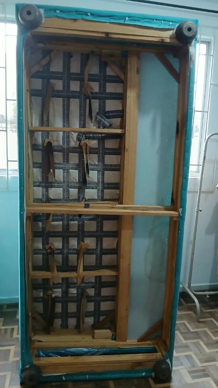 Sofá-cama com estrutura em madeira  - Foto 4