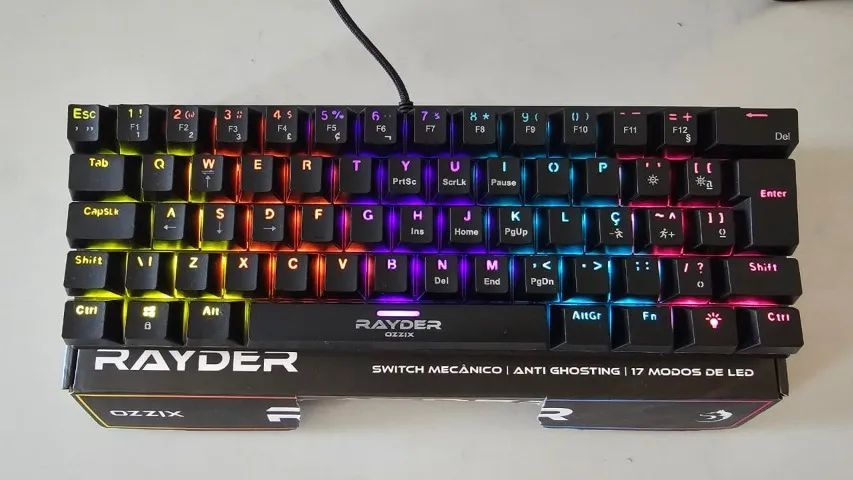 Teclado Rayder Ozzix 60% com switch vermelho