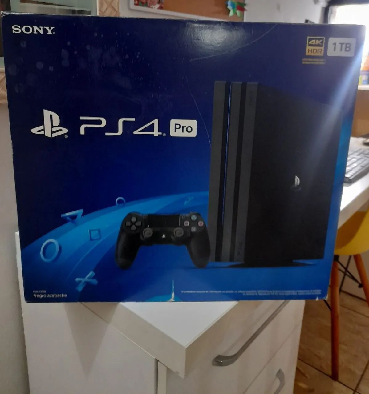 PS4 PRO 