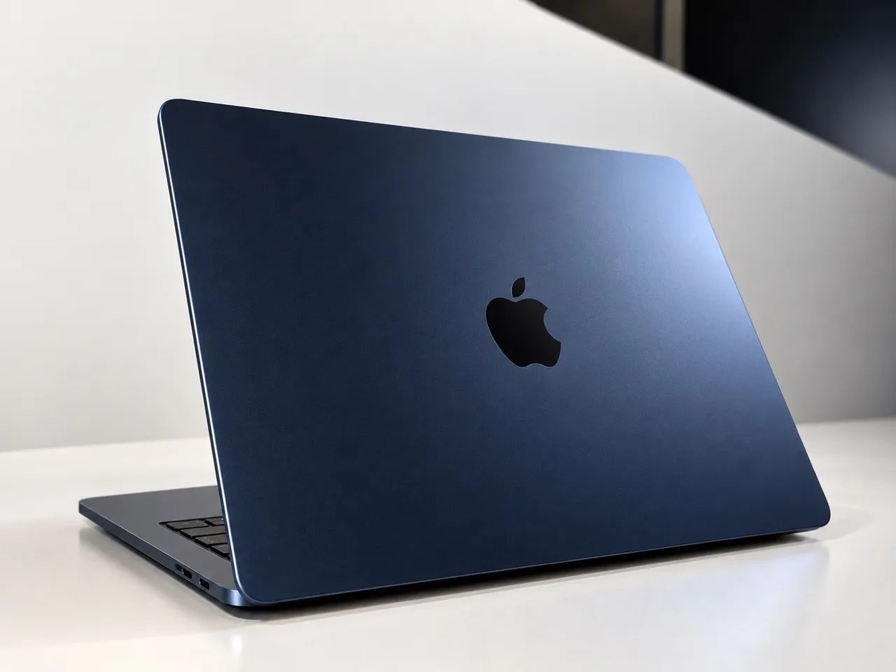 MacBook Air M2 2022 - 8GB RAM
