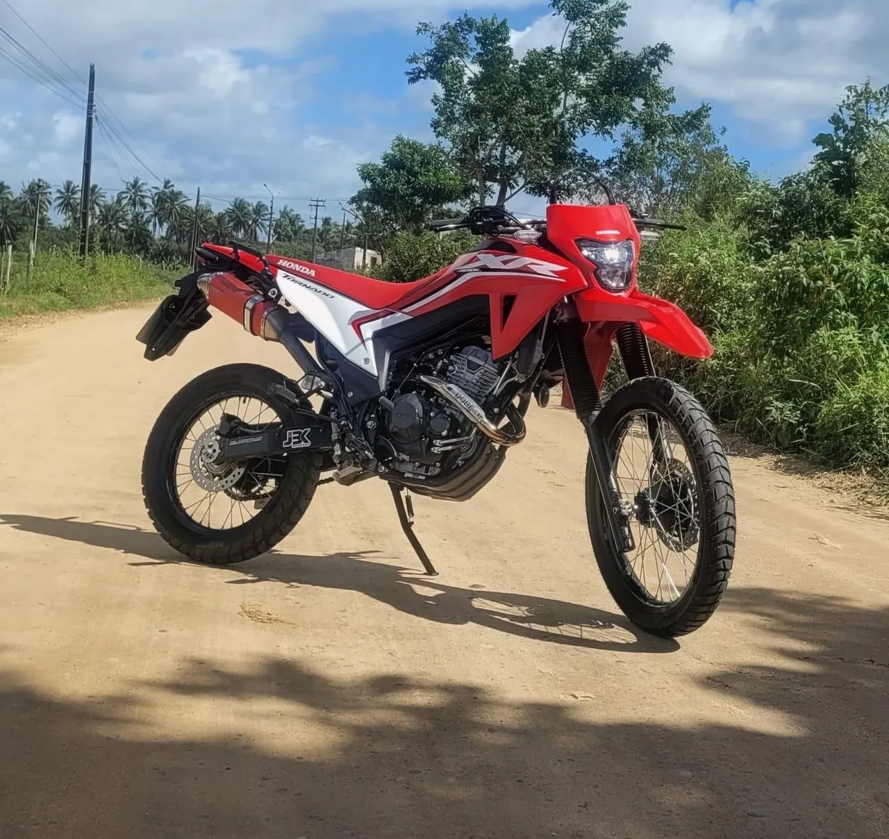 Tornado XR300  - Foto 2