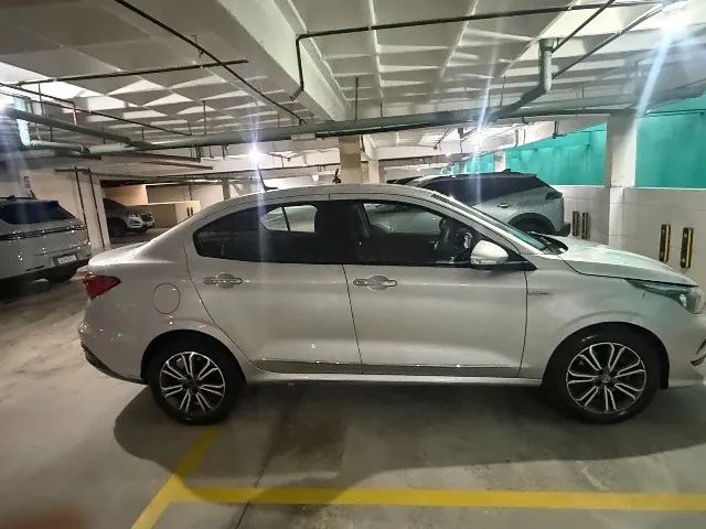 Fiat Cronos Precision 1.8 16V Flex Aut. 2019 - Foto 4