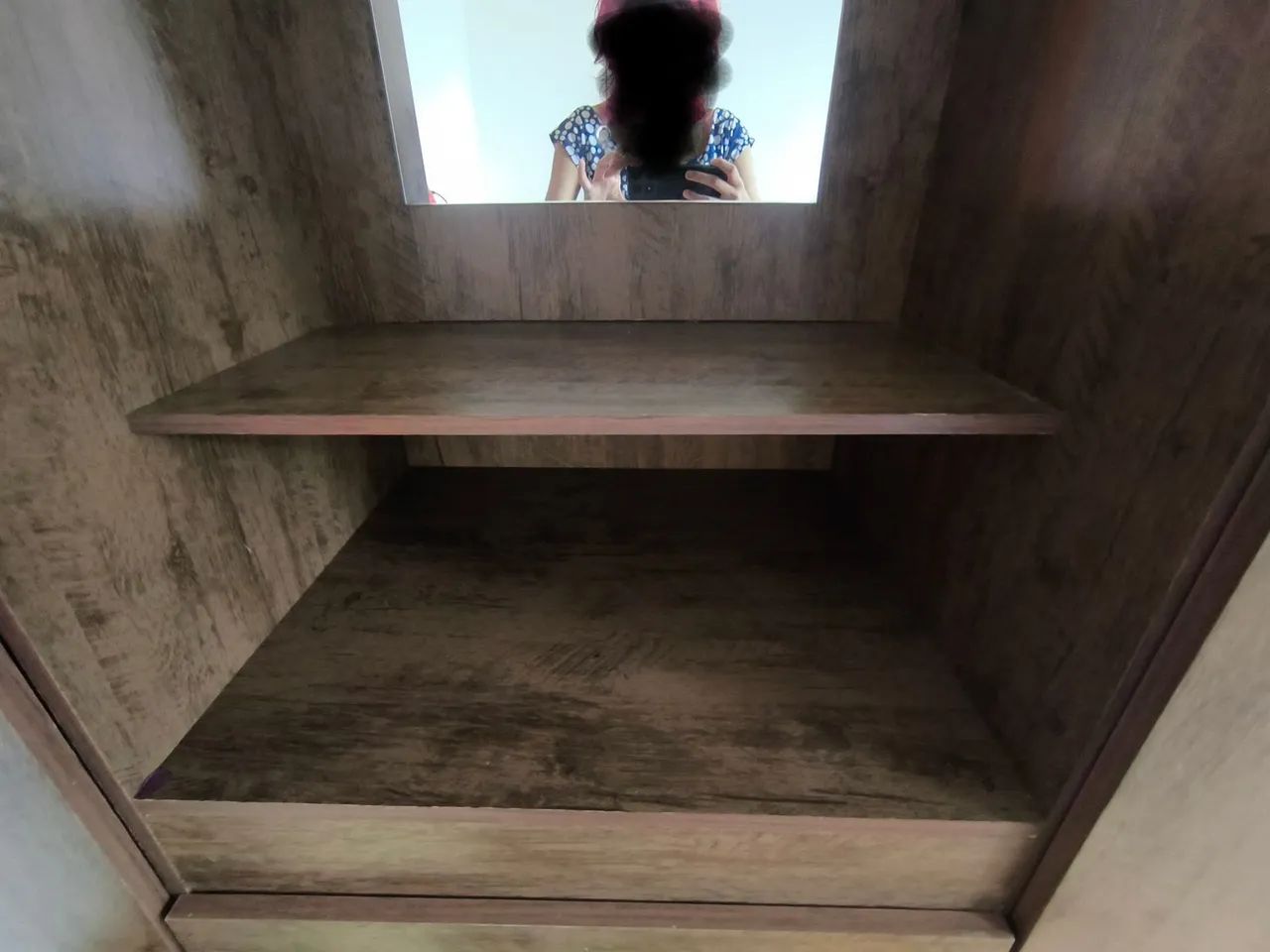 Guarda roupa 2 portas e 3 gavetas.  - Foto 3
