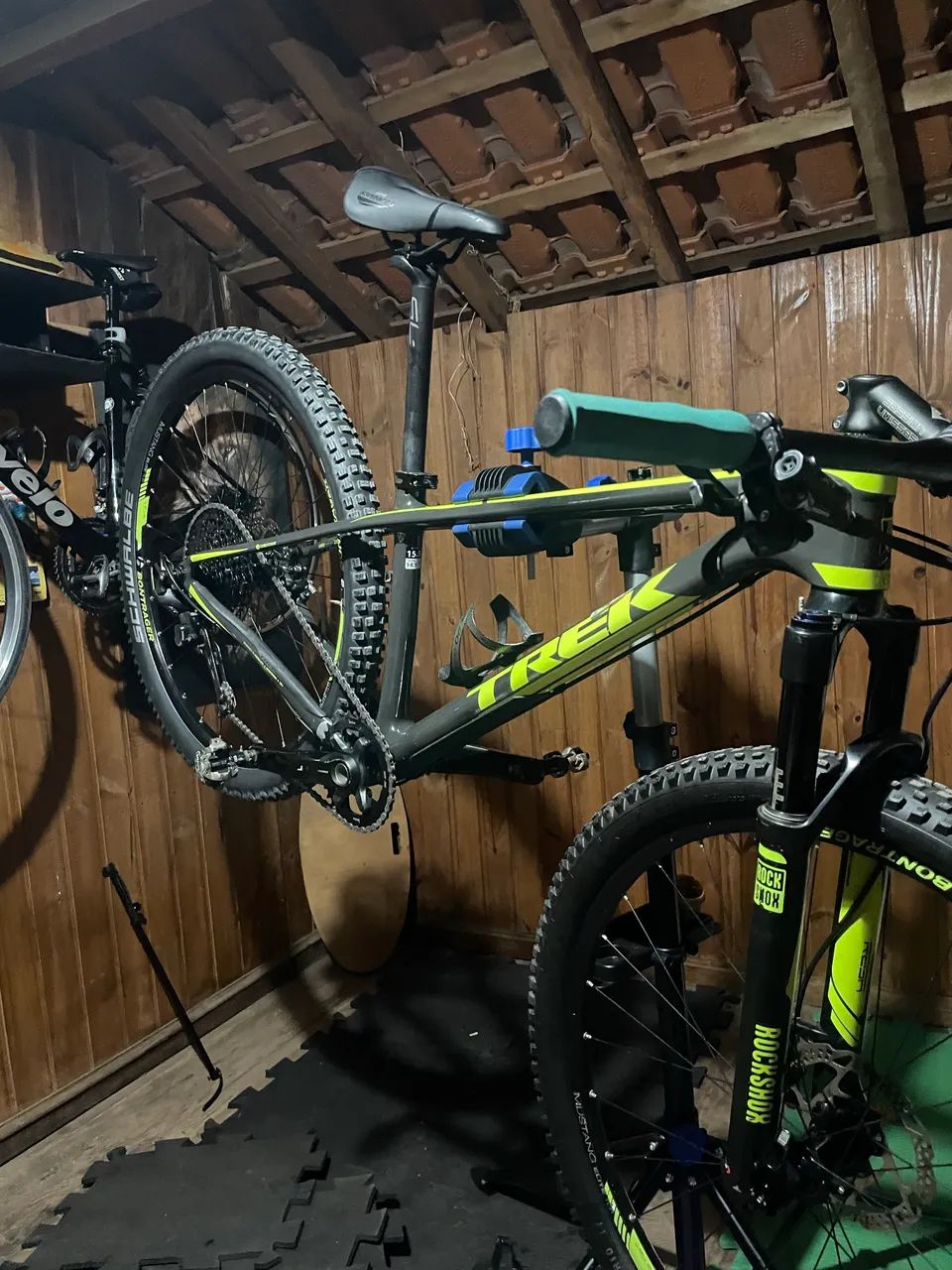 Bicicleta trek superfly 27.5 15.5 - Ciclismo - Cambuí 1518408080 | OLX