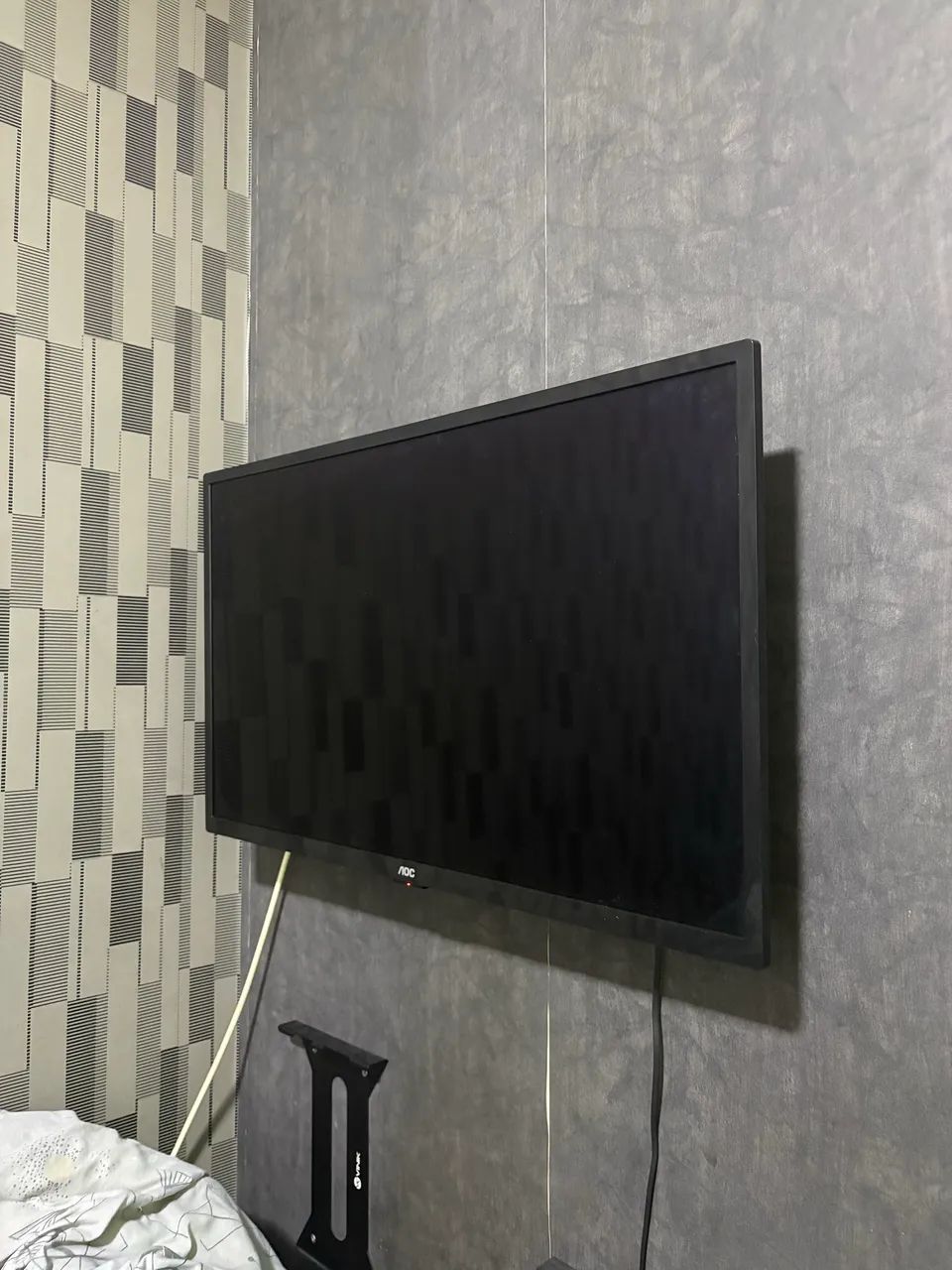 Smart TV de 32" AOC 32S5295 com tela LED HD - preto - Foto 4