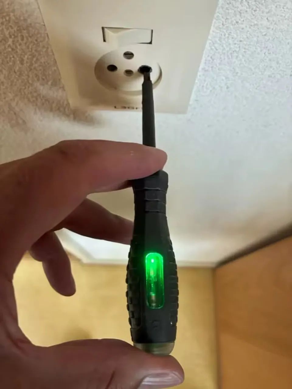 Chave de Teste Digital Inteligente ANENG B05 - Com Detector de Rompimento - Foto 2