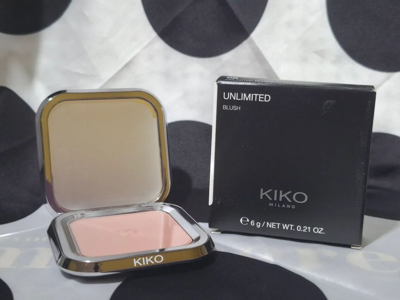 Pó compacto e blush Kiko