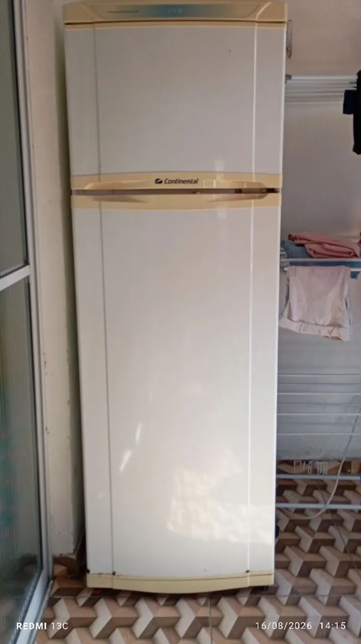 Geladeira continental 370litros