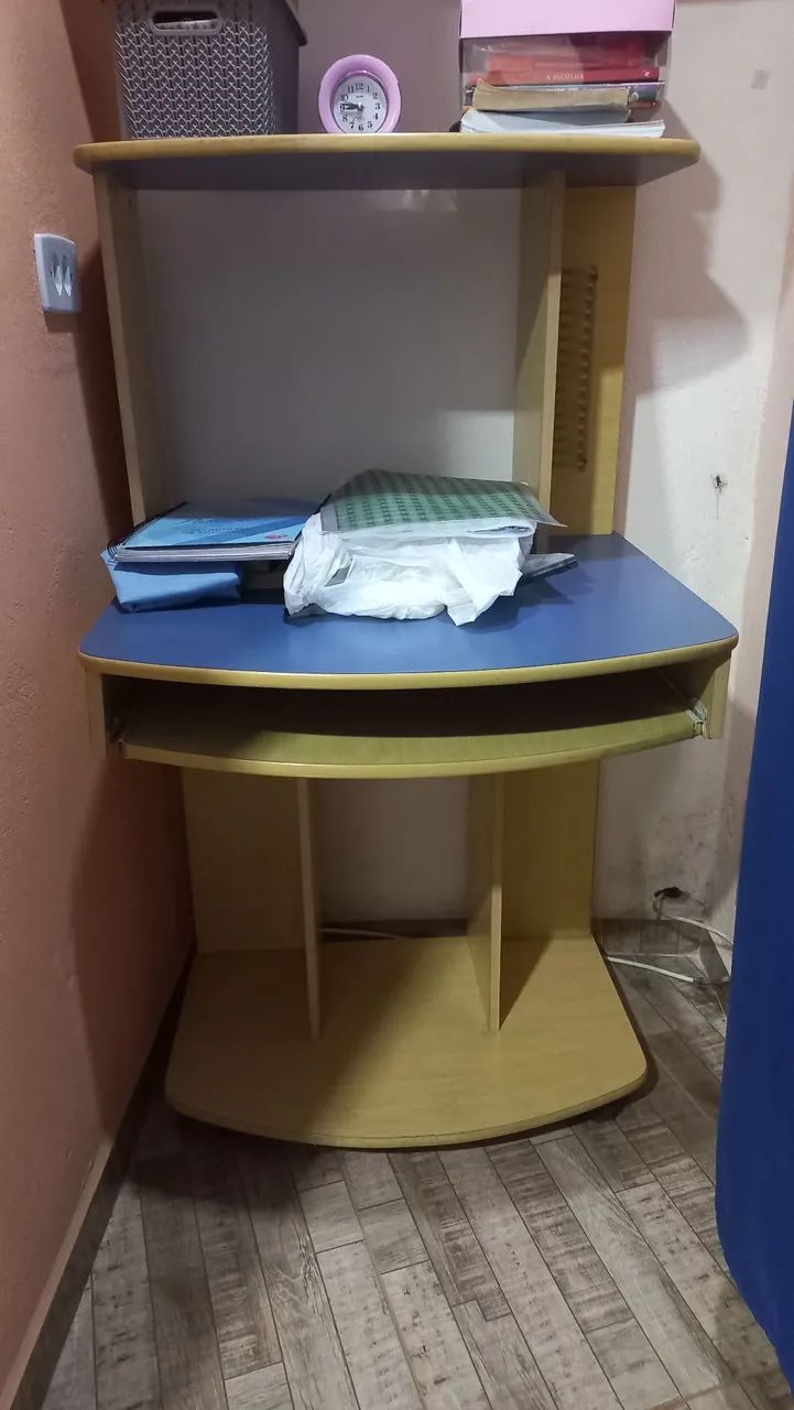 Mesa para computador 417147078197258240