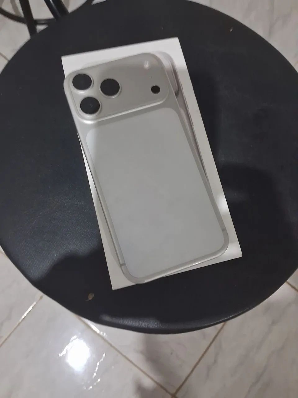 Vendo 17 pro max silver