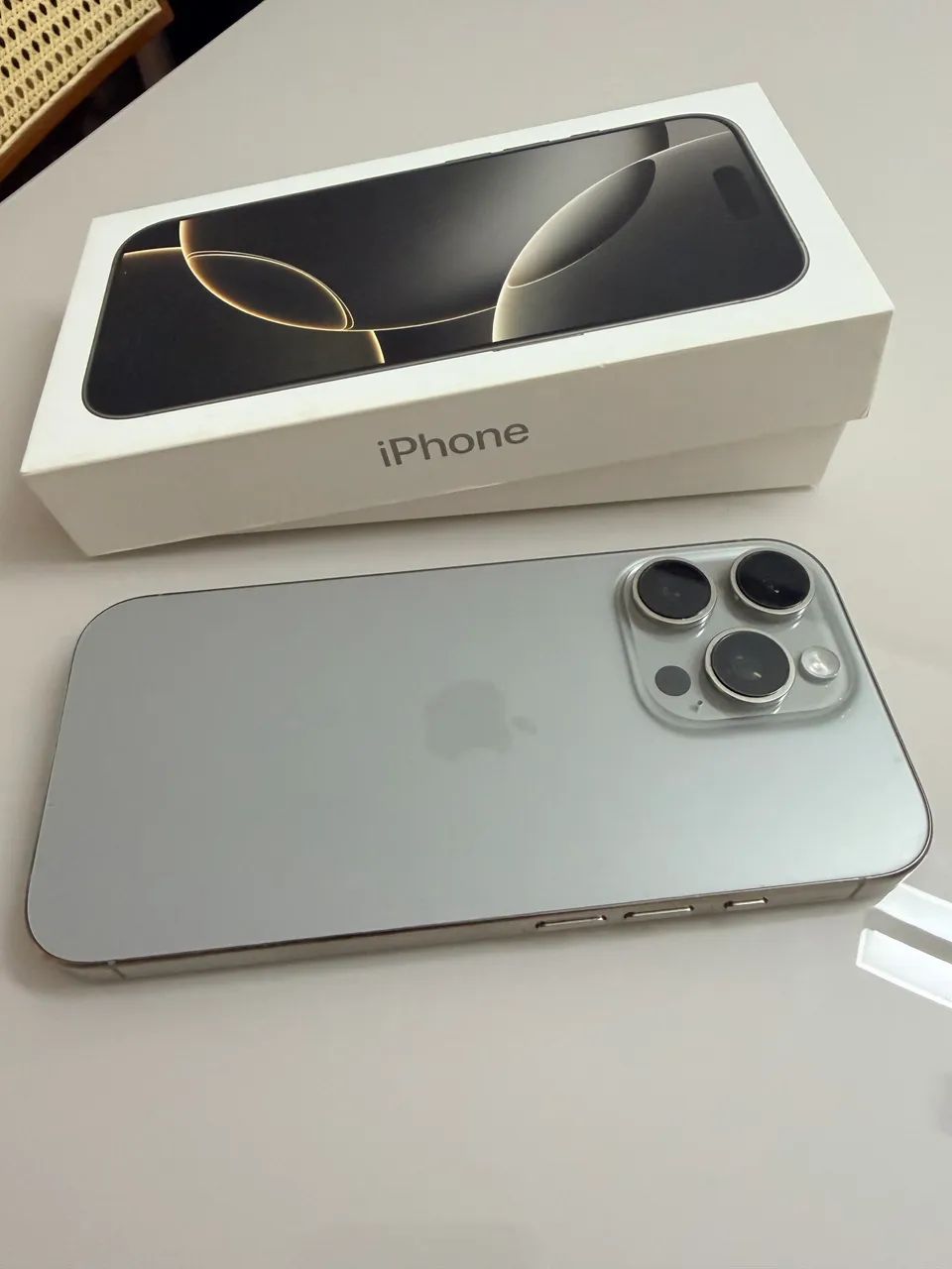 iPhone 16 PRO 256 GB
