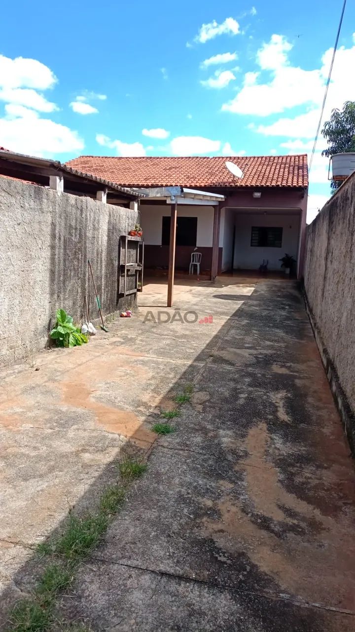 UMA CASA COM UM BARRACAO JARDIM PETROPOLIS - Foto 2
