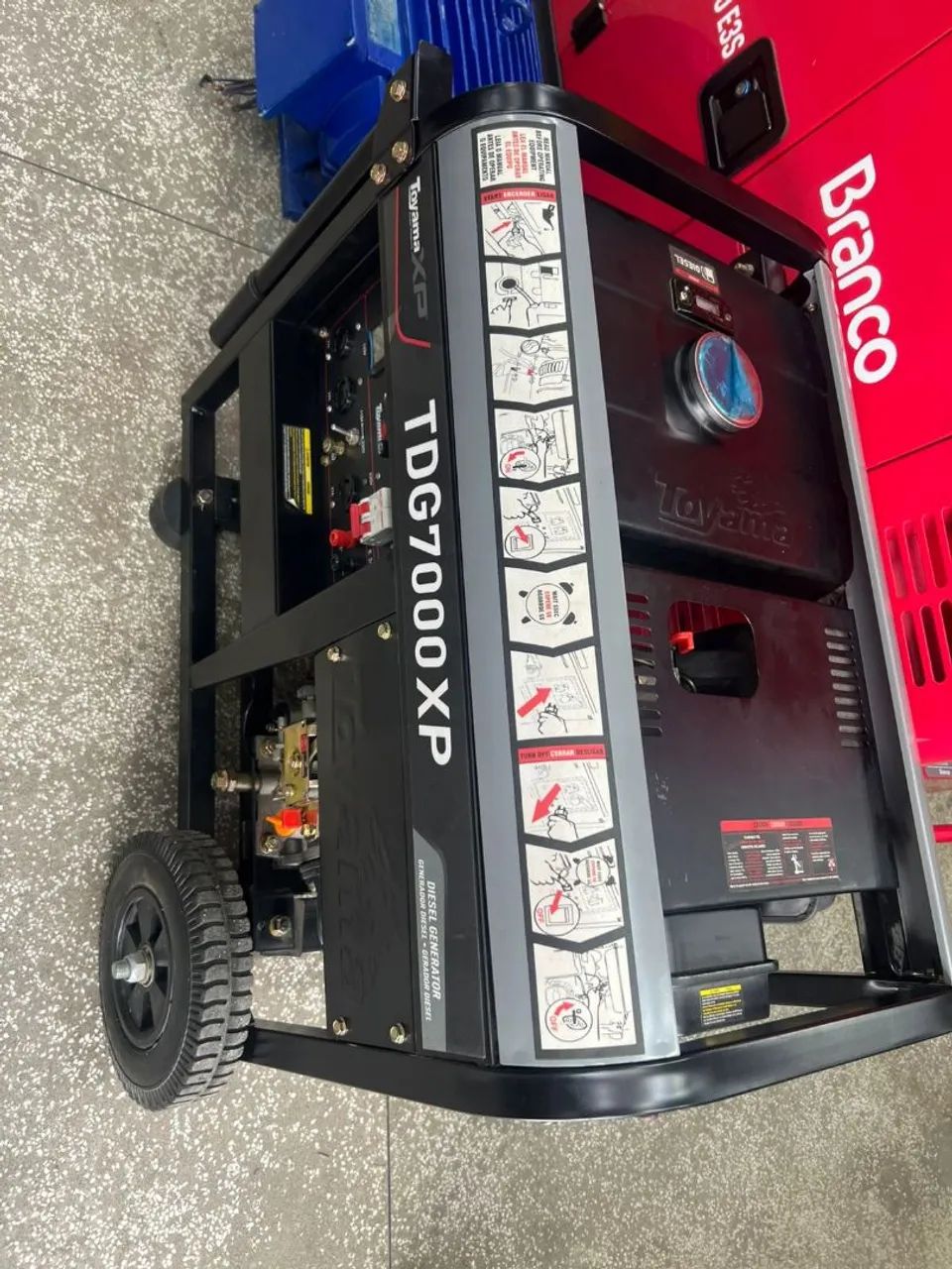 GERADOR A DIESEL 6KVA  - Foto 2