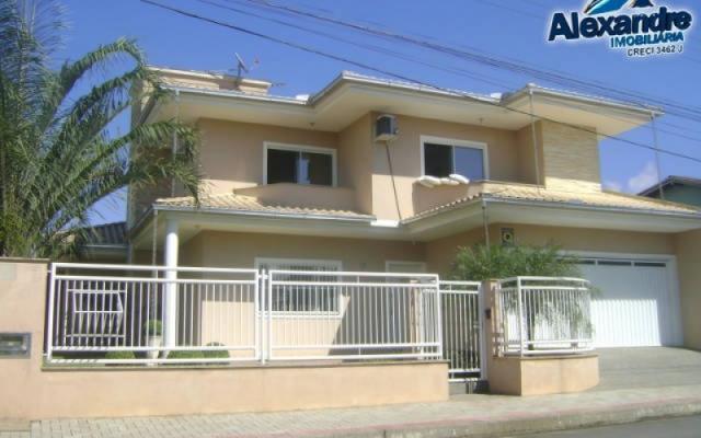 Casa em Jaraguá do Sul - Ilha da Figueira