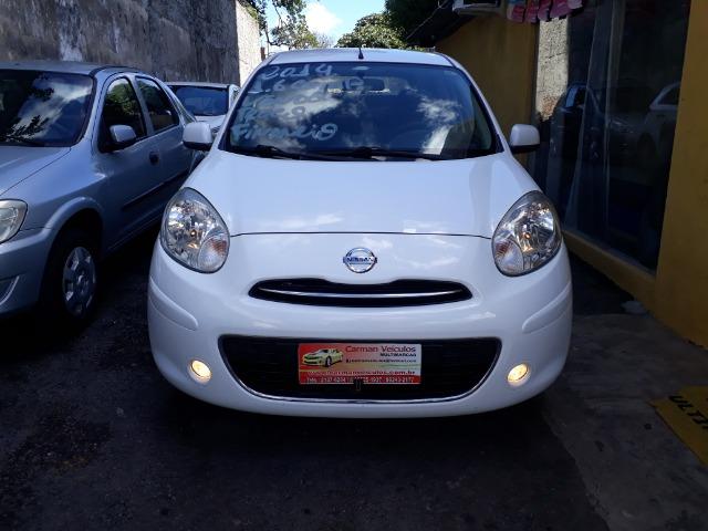Nissan March 1.6 financiamos sem entrada 2014 transferencia ipva gratis
