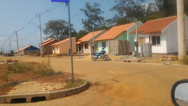 Casa Com Baita Pátio, 2 dorm. muitas vagas para carro - Foto 15