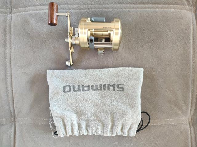 Vendo carretilha shimano calcutá 1000 zera