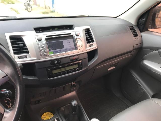Hilux 12/12 Bege CD 4x4 SRV D4-D 3.0 Automatica 171CV - Foto 5