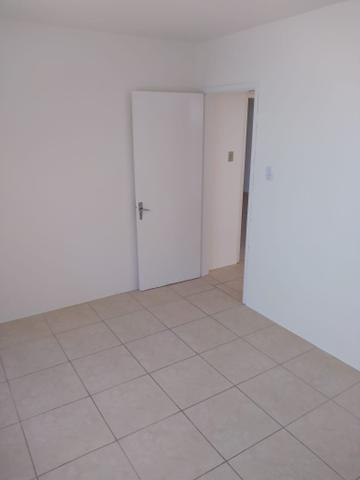 Apartamento 2 quartos térreo para alugar - ótima localização - Foto 7