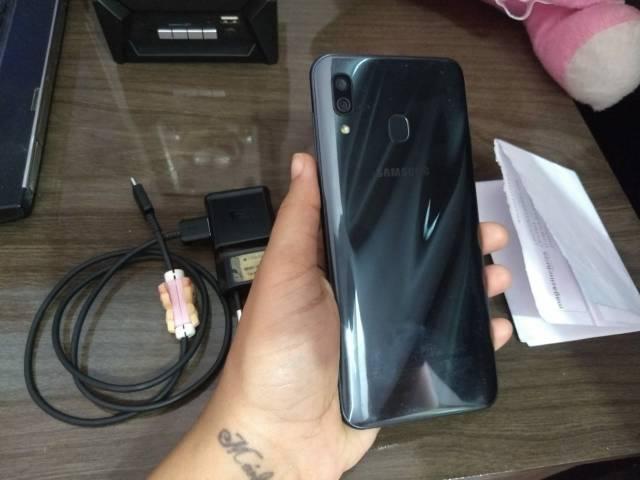 SAMSUNG A30 - Foto 2