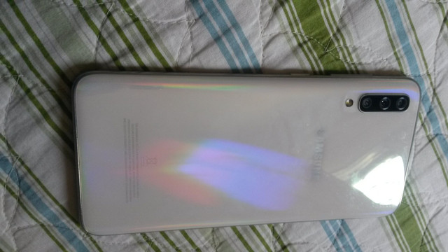Tro*co Galaxy A70 branco super conservado - Foto 2