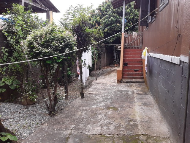 Vendo uma casa + dois salão em juquiá sp só 180 mil contato 13- * - Foto 6