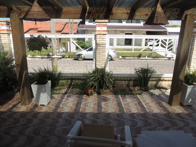 Imbé Promoção relâmpago Belíssima casa salão de festas a duas quadras do mar - Foto 4