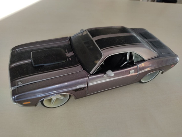 Carrinho 1/24