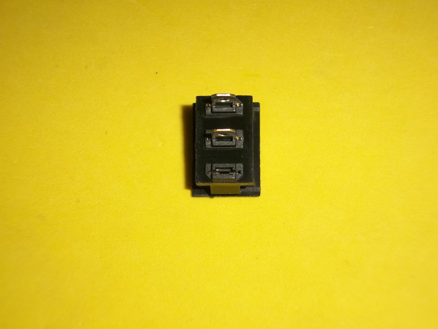CHAVE ON/OFF 6A-125V 3A-250V R$1,60 cada - Foto 3
