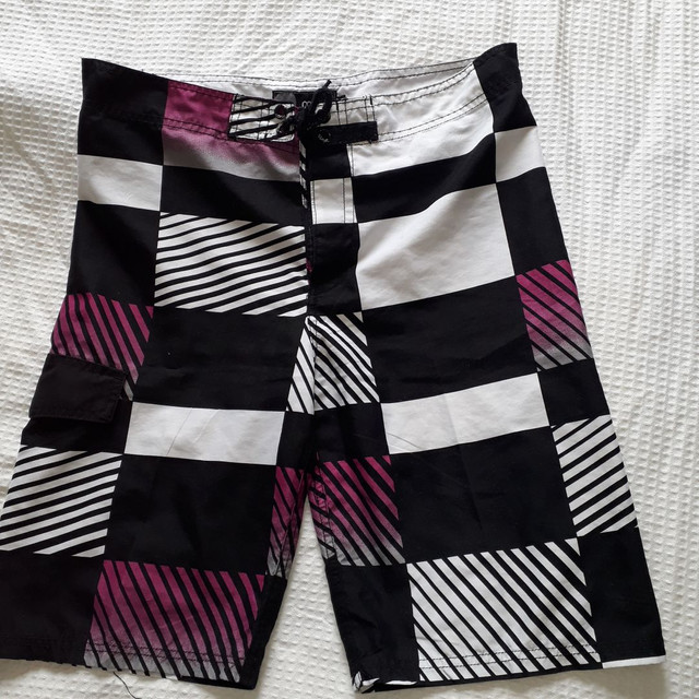 Bermudas Tactel 8 a 16 anos - Foto 4