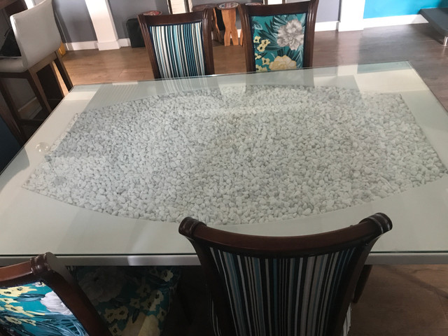 Vendo Conjunto de mesa e cadeiras - Foto 5